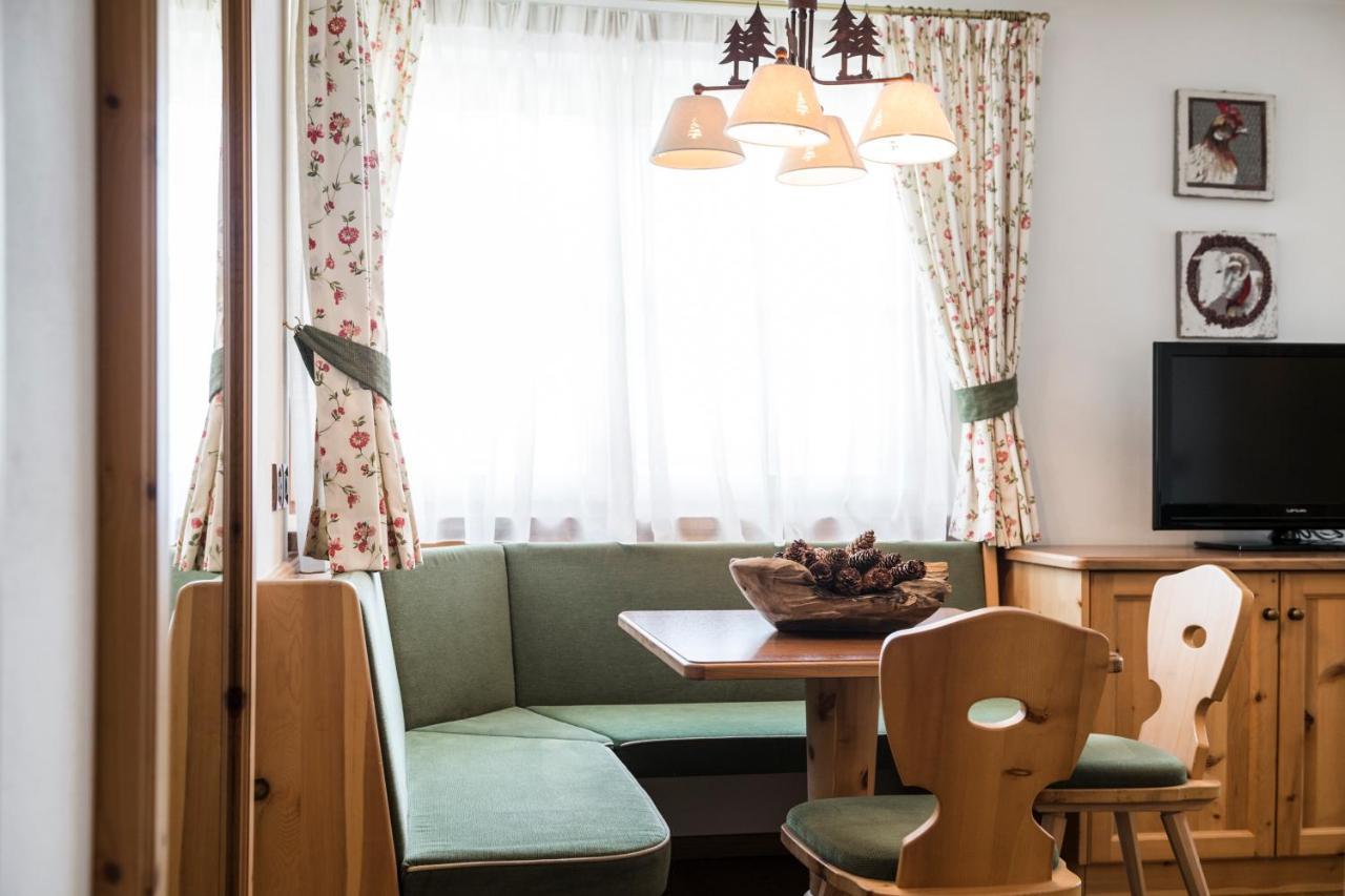 Piculin Alpin Apartments San Martino in Badia Kültér fotó