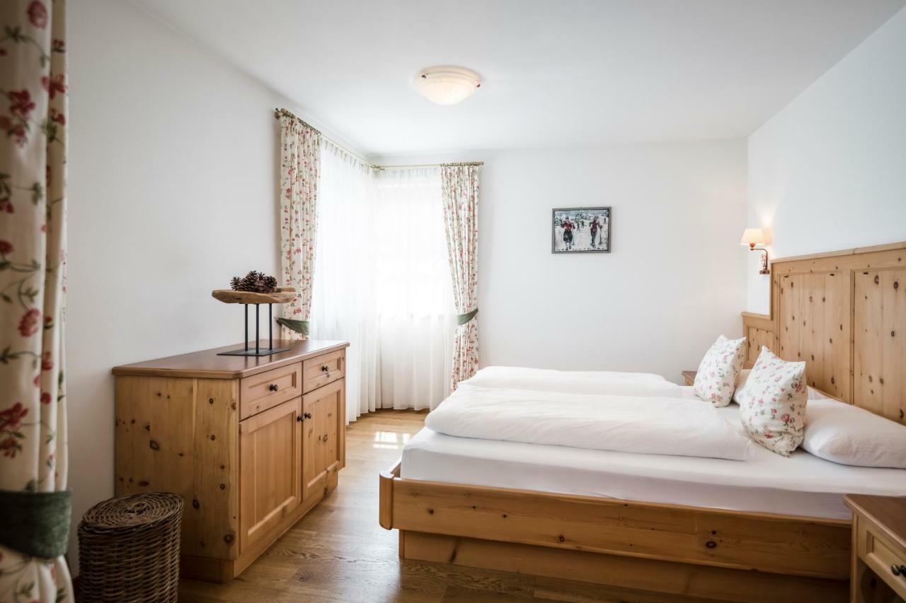 Piculin Alpin Apartments San Martino in Badia Kültér fotó