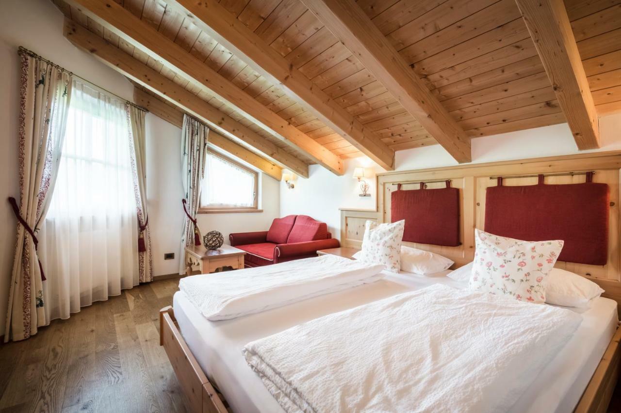 Piculin Alpin Apartments San Martino in Badia Kültér fotó