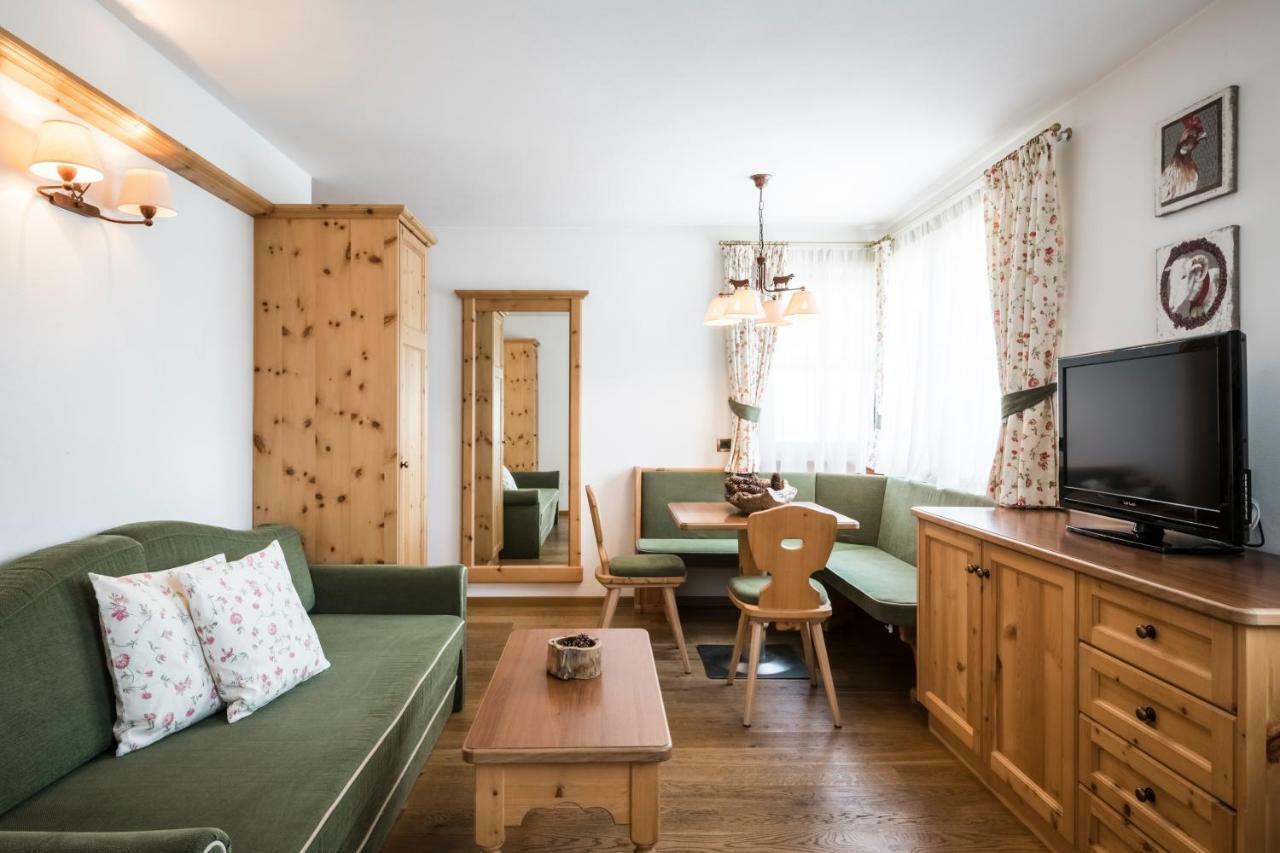 Piculin Alpin Apartments San Martino in Badia Kültér fotó